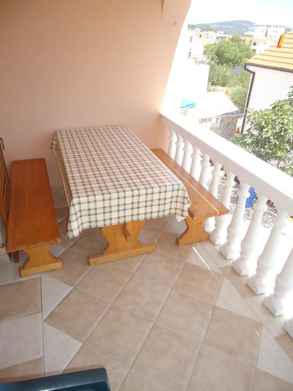Apartments Di Gallo Jezera Cameră foto